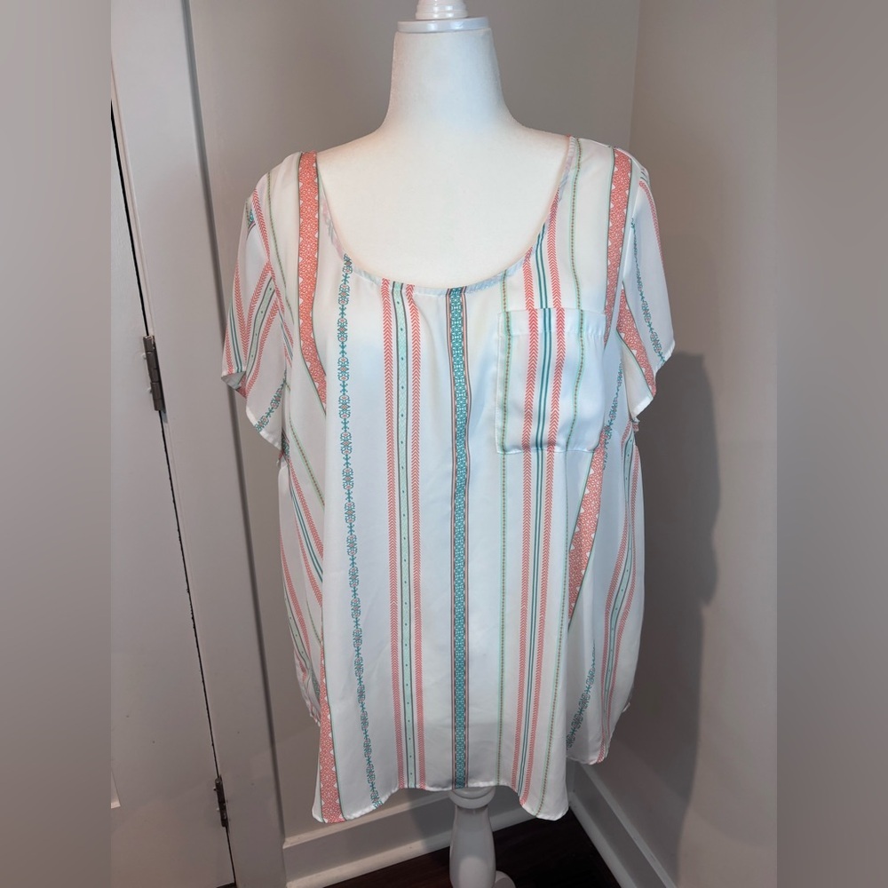 Torrid Plus Size 3 (3X/22-24) Striped Button-Back Blouse – Short Sleeve